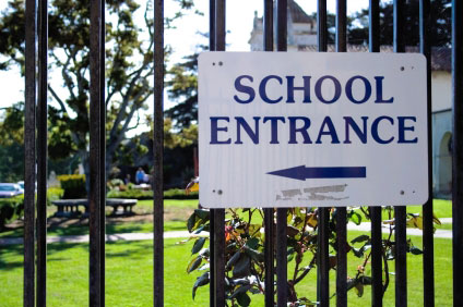 schoolgate20130828042617907.jpg