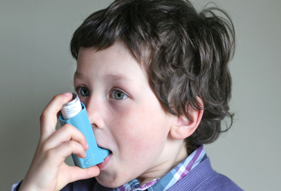 asthma-boy.jpg