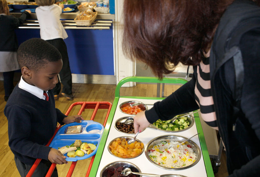 schooldinnersluciecarlier.jpg