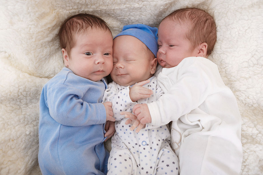 triplets-newborn-boys.jpg