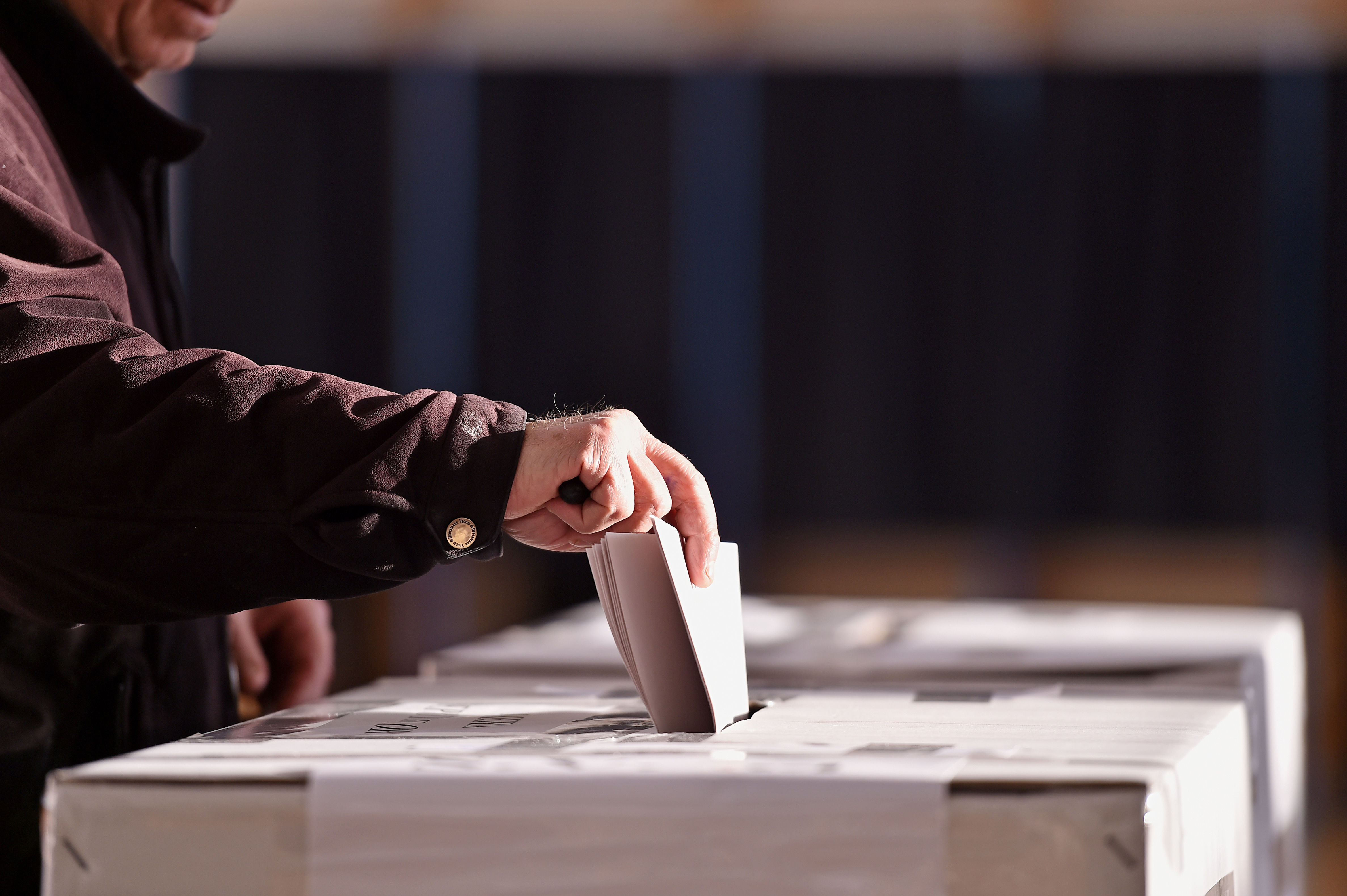 adobestock_132715276_-person-casting-vote-in-ballot-box.jpeg