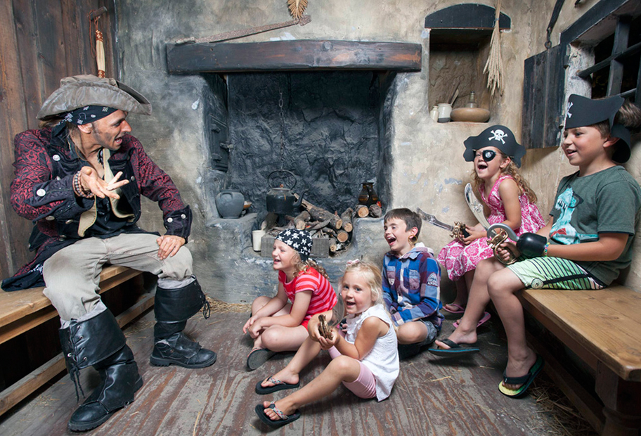 big-picture-pirates-quest-newquay.jpg