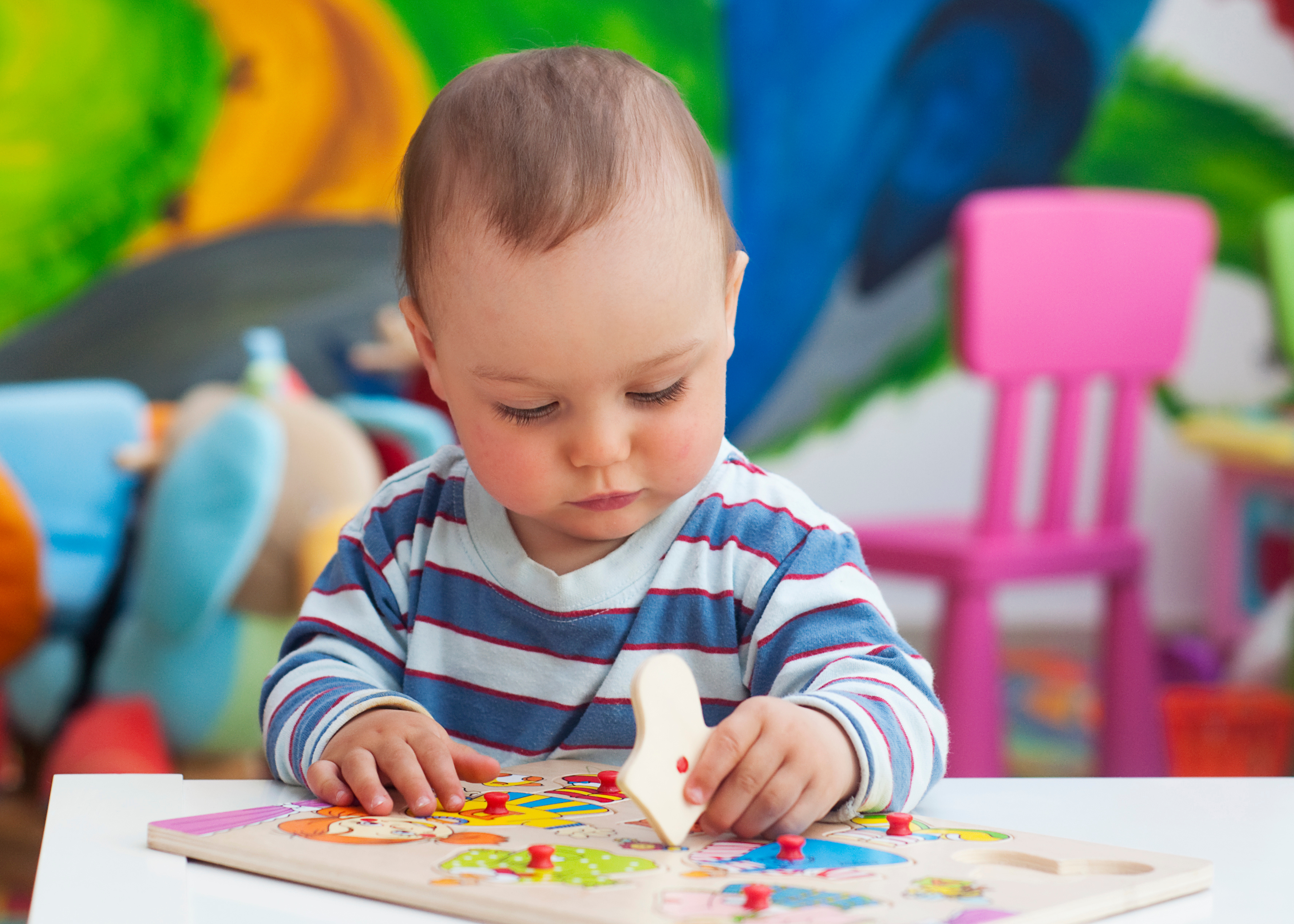 adobestock_54221145-_toddler-playing-with-puzzle.jpeg