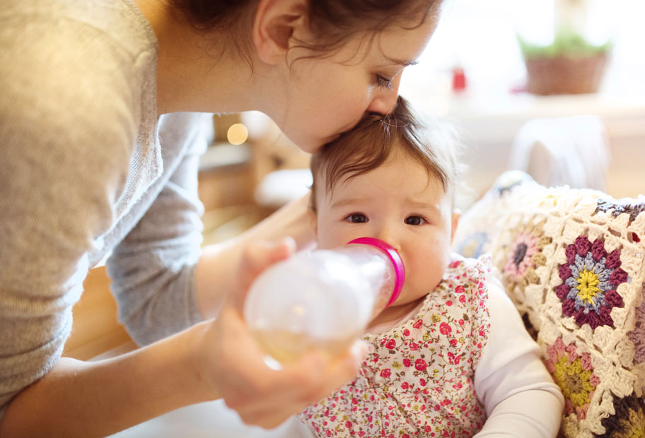 mum-feeding-baby-with-a-bottle.jpg