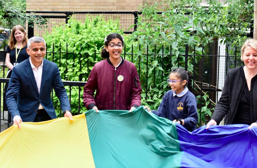 sadiq-khan-st-mary-s-school-1.jpeg