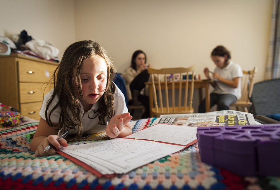 children-in-ta-shelter.jpg