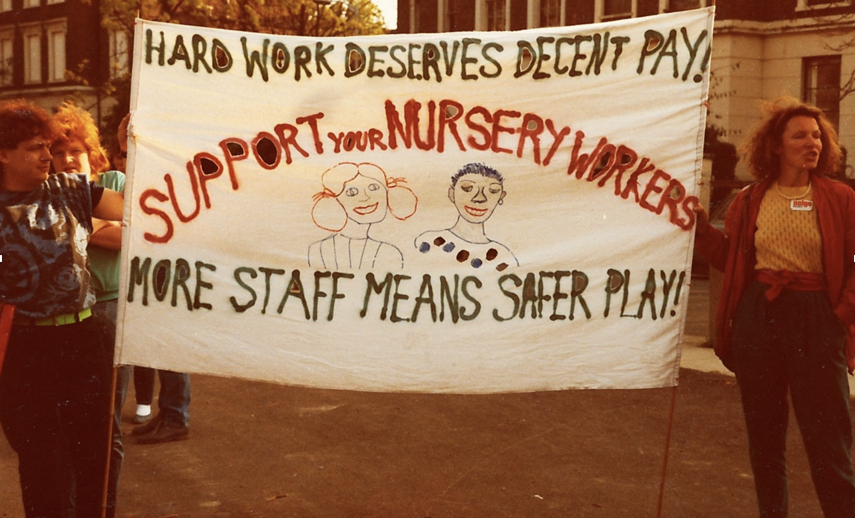 islington-nursery-strike-1984-photo-julia-manning-morton.png