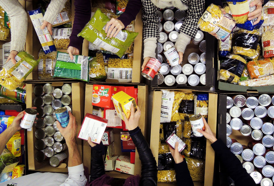 foodbanksorting.jpg